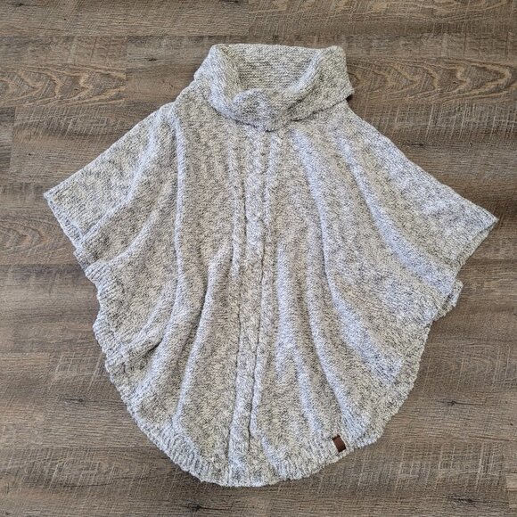 NWT ROOTS | Kids Winter Snowy Fox Poncho | Sz. L/XL - Picture 1 of 6